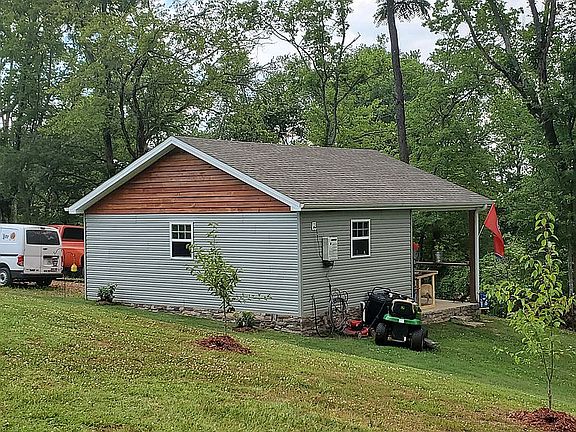 5th image of 1306 Vales Mill Rd