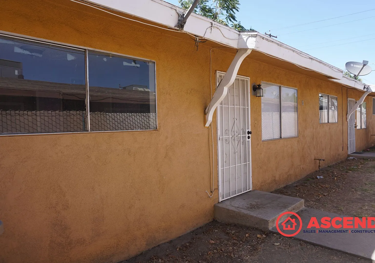 1012 Quincy Street — Photo 1