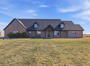 777 Sterret Rd, Calera, OK 74730