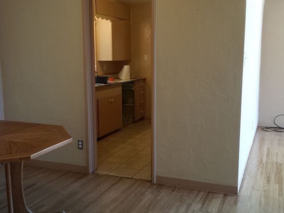 4th image of 630 Campana Dr