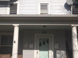 202 Broad St #B, Bridgewater, VA 22812