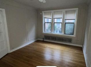 1317-5 W Estes Ave, Chicago, IL 60626
