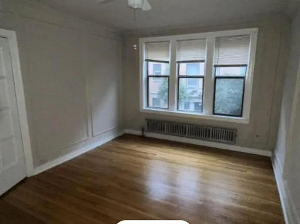 1369 W Estes Ave, Chicago, IL