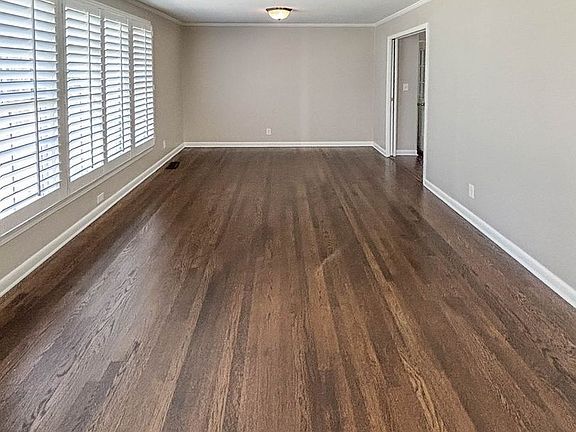 2nd image of 198 Barker Rd