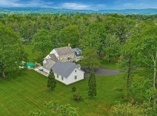 1803 Apple Tree Ln E, Bethlehem, PA 18015