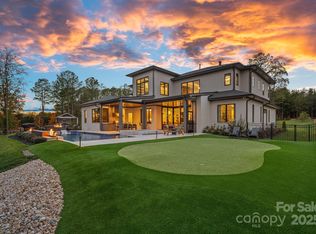 21119 Vandrake Cir, Davidson, NC 28036