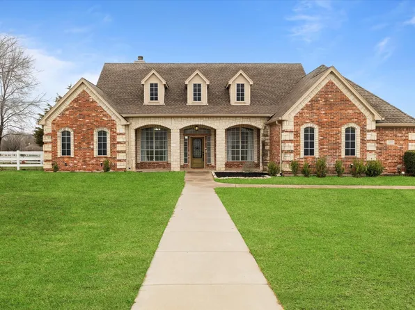 1801 Highland Springs Dr, Haslet, TX 76052