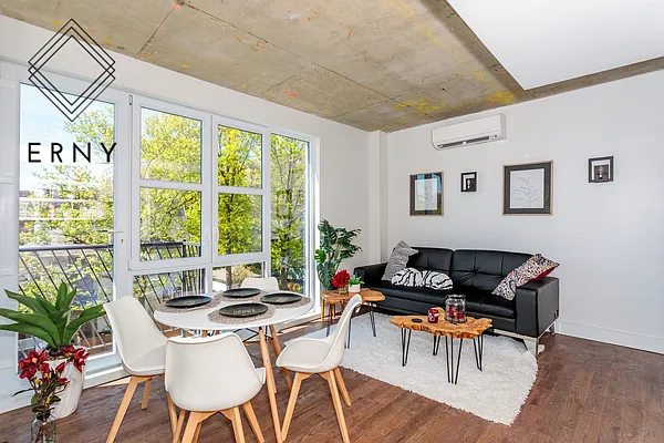 Rented by Pinn Realty | media 30