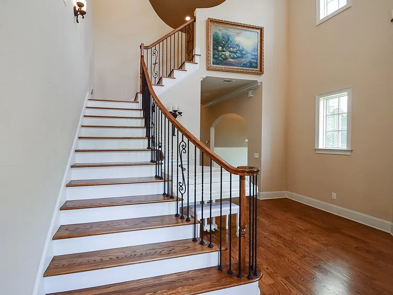 1634 Presley Ct — Photo 8