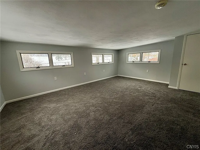 223 Cleveland Blvd — Photo 47