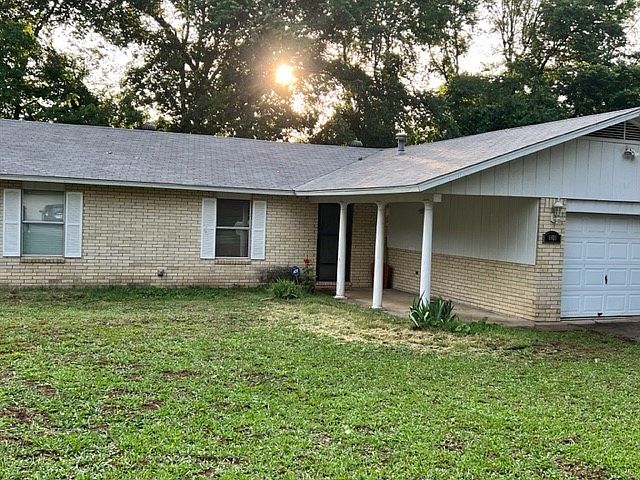 1st image of 1809 N Seminole Ct