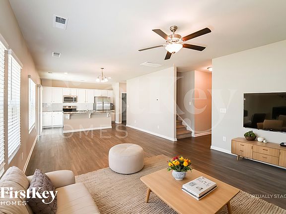 3rd image of 7632 Wallace Farm Ln