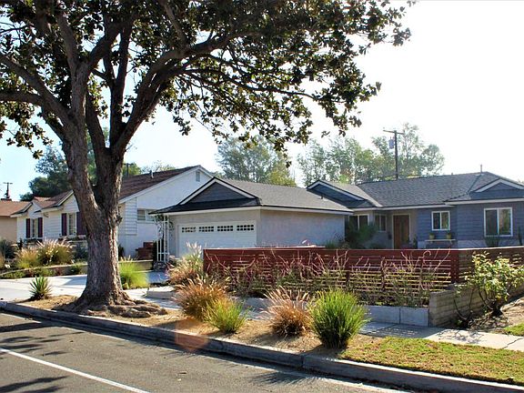 3rd image of 4588 Dean Dr