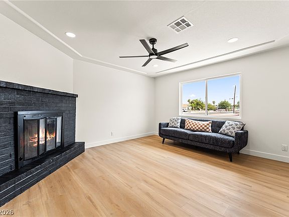 5th image of 4890 Idaho Ave