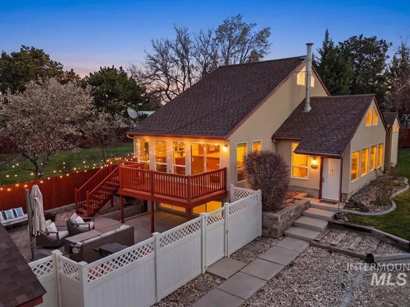 3020 Westview Ln, Nampa, ID 83686