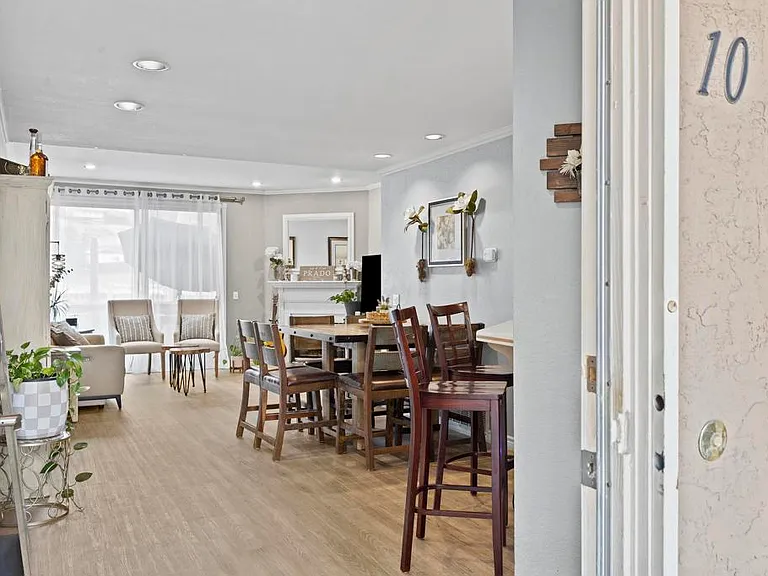 13803 Pinkard Way #10 — Photo 3
