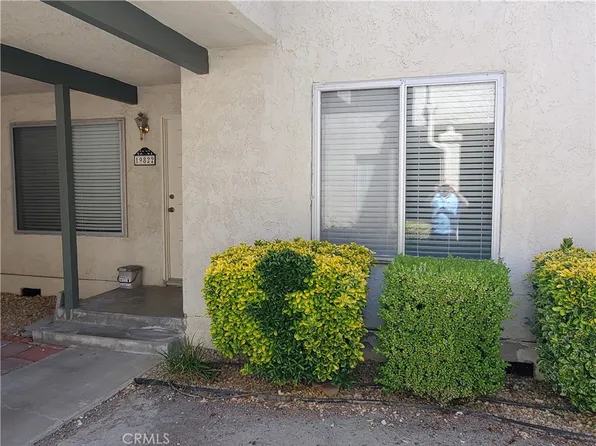 19822 Spanish Oak Dr, Santa Clarita, CA 91321