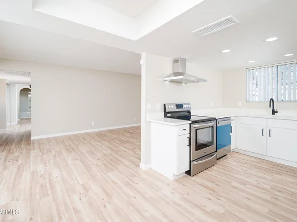 4721 W BETHANY HEIGHTS Drive, Glendale, AZ 85301