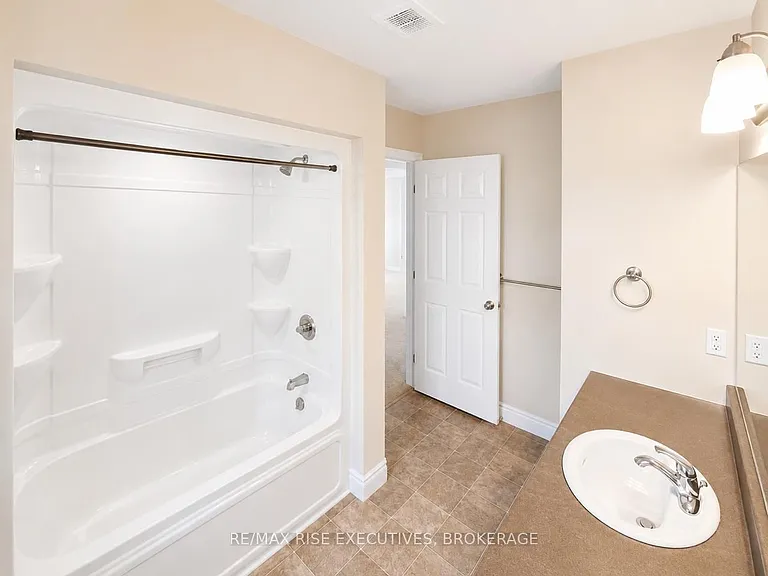 600 Gwen Ave — Photo 13