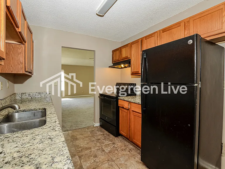 5944 Wagon Hill Rd E — Photo 7