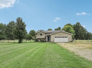 298 Yaeger Lake Trl, Litchfield, IL 62056