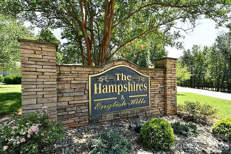 3 bed, 2.0 bath, 1150 sqft, $1,895 — Photo 3