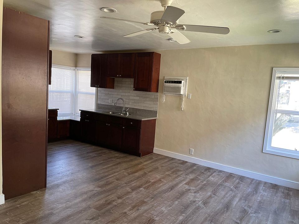1st image of 428 E Cedar Ave
