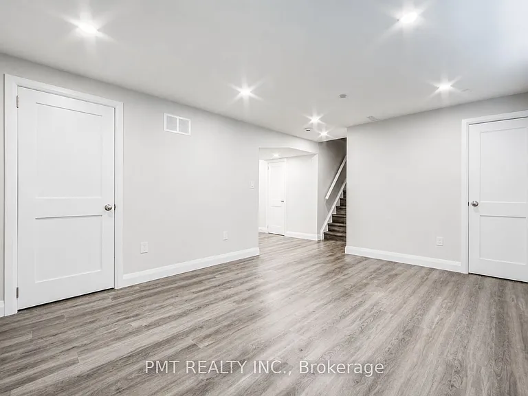 491 Maple Ave — Photo 32