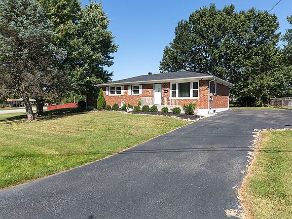 2nd image of 6601 Connie Dr