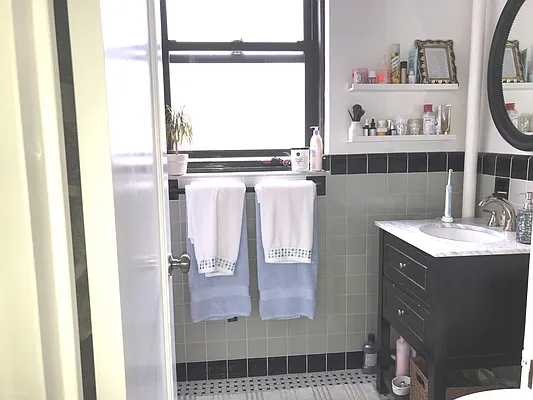 Rented by Corcoran | media 12