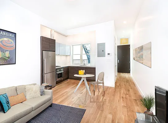 Rented by Aegis Realty Management Corp | media 19