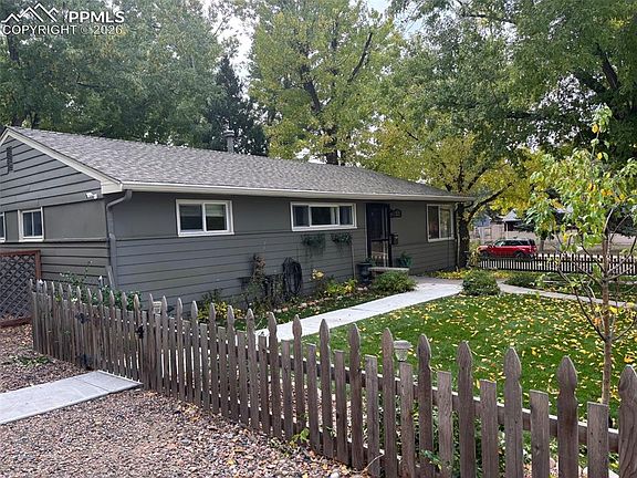 3rd image of 2621 Wren Dr