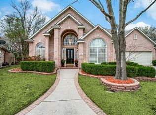 910 Wilshire Ct, McKinney, TX 75072
