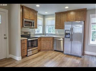 6306 NW Bernie Dr, Vancouver, WA 98663