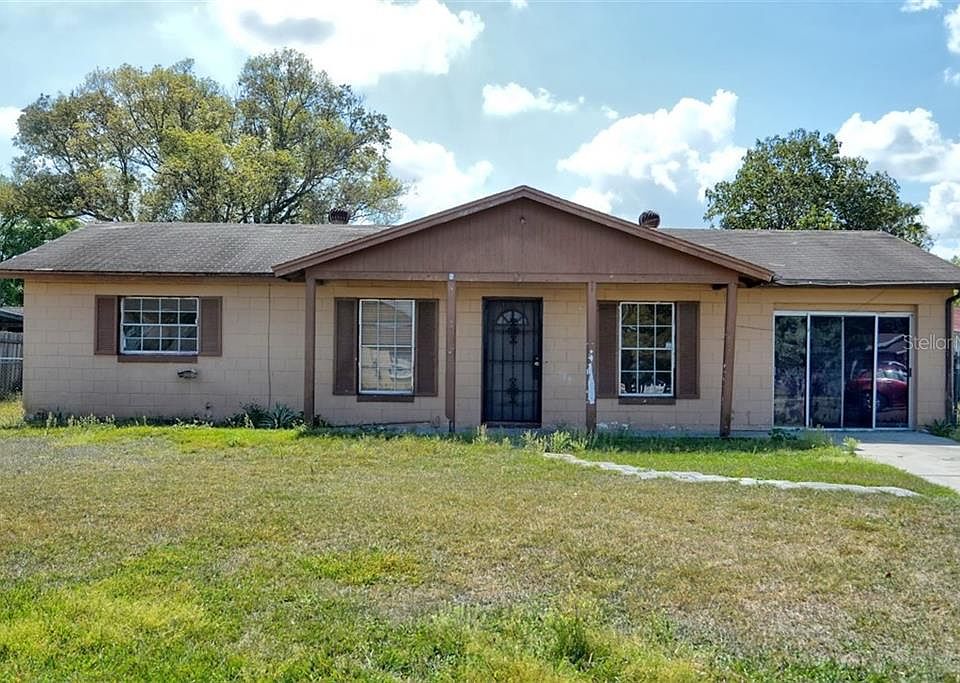 1st image of 670 Flagler Dr #11