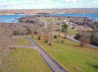10a Carriage Oaks Drive, Reeds Spring, MO 65656