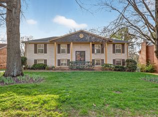 624 Highland View Ct, Hermitage, TN 37076