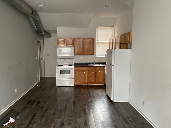 4th image of 914 N 15th St #1