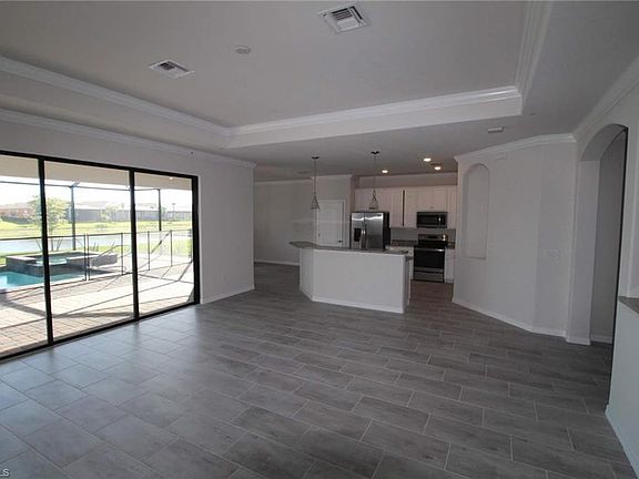 3rd image of 10671 Prato Dr