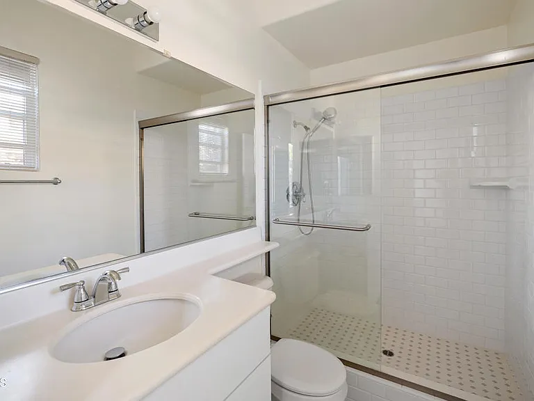 721 Owen Ct — Photo 14