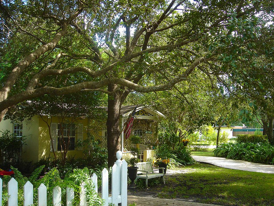 Front of house from road