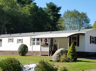 102 Sherwood Valley Ln, Coventry, RI 02816