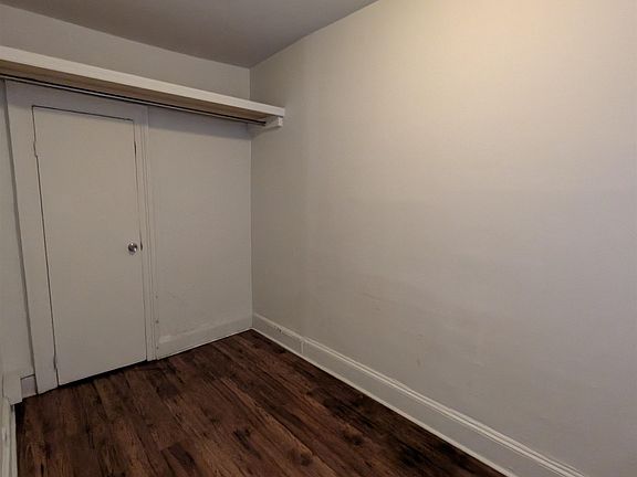 4th image of 246 5th St #4