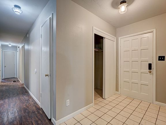 5th image of 1227 Avondale Dr