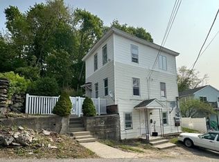44 Nashua St, Clinton, MA 01510