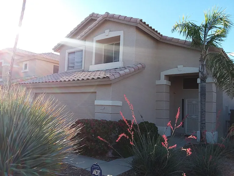 3926 E Kimberly Way — Photo 2