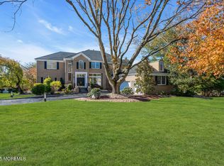 7 Bordeaux Ln, Holmdel, NJ