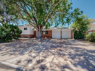2917 Espanola St NE, Albuquerque, NM 87110