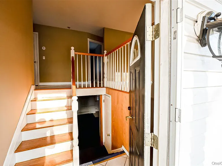 13A Homeland Dr — Photo 4