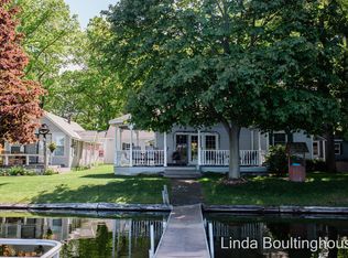 835 Oak Dr, Greenville, MI 48838